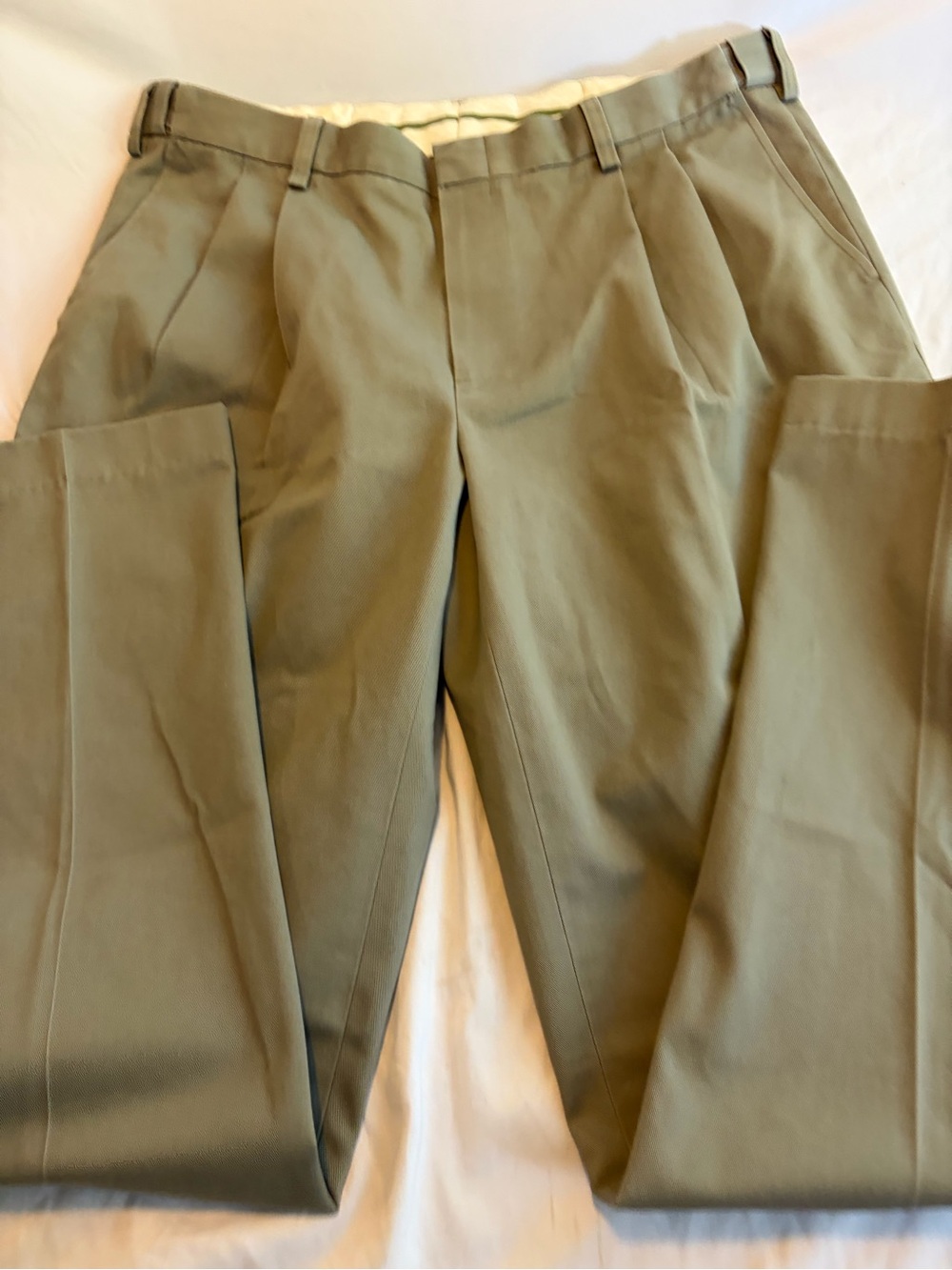 Orvis Khaki Pants Size 38